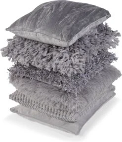 FLUFFY - Kussenhoes Unikleur 45x45 Cm - Micro Chip - Lichtgrijs - Exclusief Binnenkussen 14 FLUFFY - Kussenhoes Unikleur 45x45 Cm - Micro Chip - Lichtgrijs - Exclusief Binnenkussen -Dutch Decor 1033x1200 1