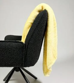 Dutch Decor - FLEECE - Plaid Geel 130x180 Cm - Deken -Dutch Decor 1069x1200