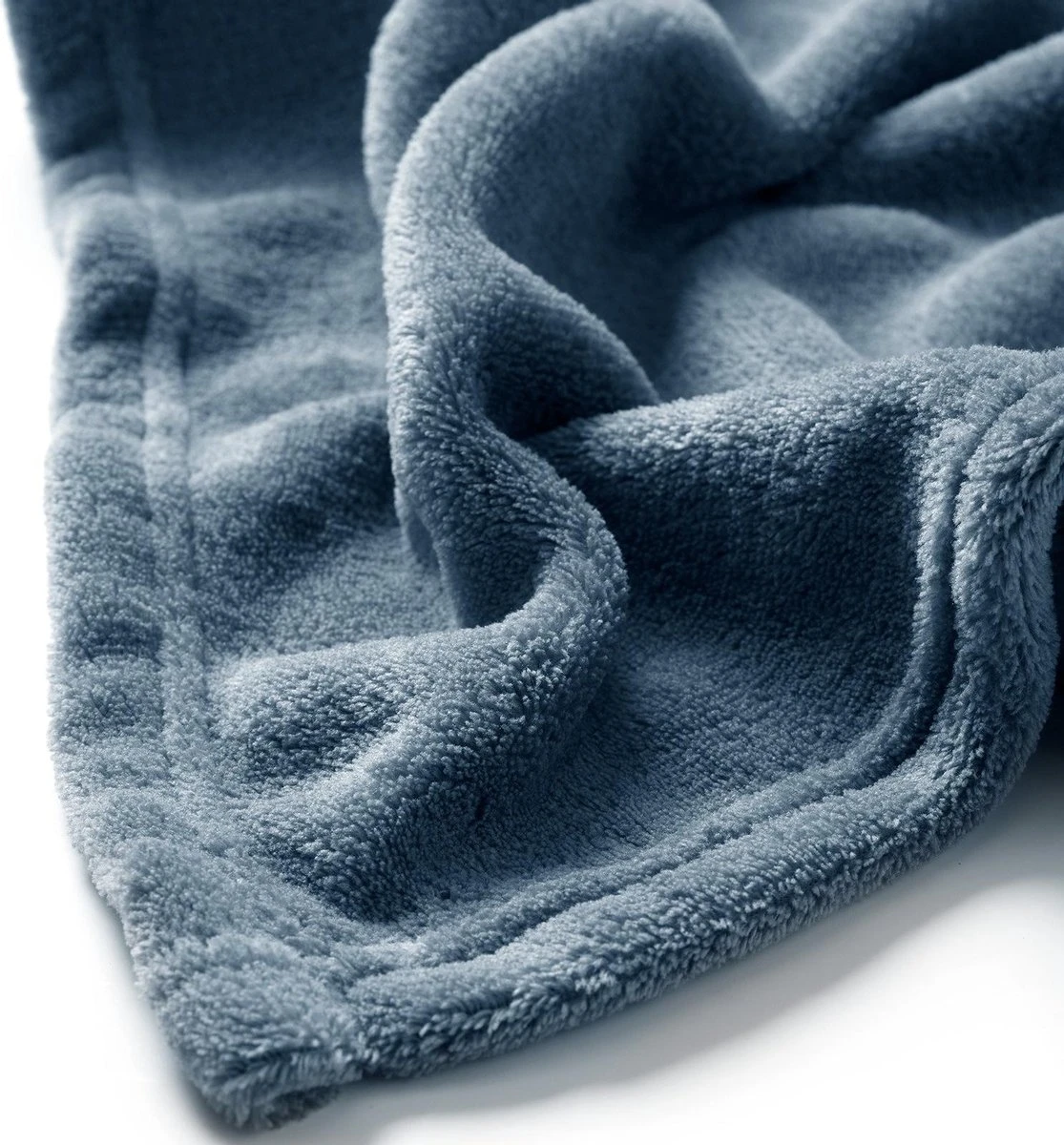 Dutch Decor - HARVEY - Plaid Fleece 150x200 Cm - Provincial Blue - Blauw - Superzacht - Deken 5 Dutch Decor - HARVEY - Plaid Fleece 150x200 Cm - Provincial Blue - Blauw - Superzacht - Deken - Afbeelding 3