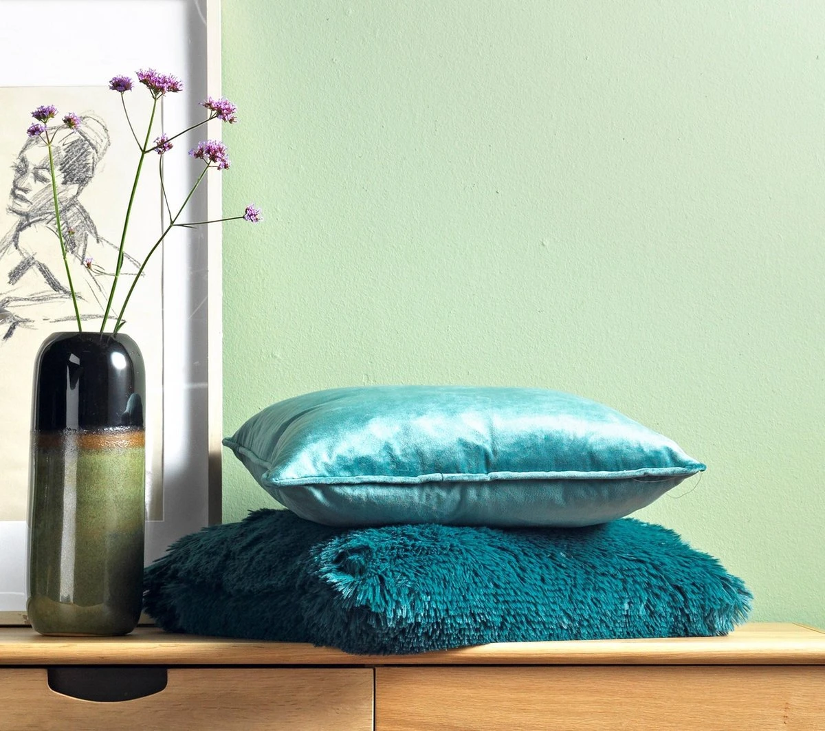 FLUFFY - Sierkussen Unikleur 45x45 Cm - Smaragd - Groen - Inclusief Binnenkussen 9 FLUFFY - Sierkussen Unikleur 45x45 Cm - Smaragd - Groen - Inclusief Binnenkussen - Afbeelding 7