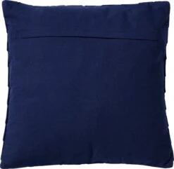 GIDI - Sierkussen Velvet 45x45 Cm Insignia Blue - Donkerblauw - Inclusief Binnenvulling 6 GIDI - Sierkussen Velvet 45x45 Cm Insignia Blue - Donkerblauw - Inclusief Binnenvulling -Dutch Decor 1200x1171 1