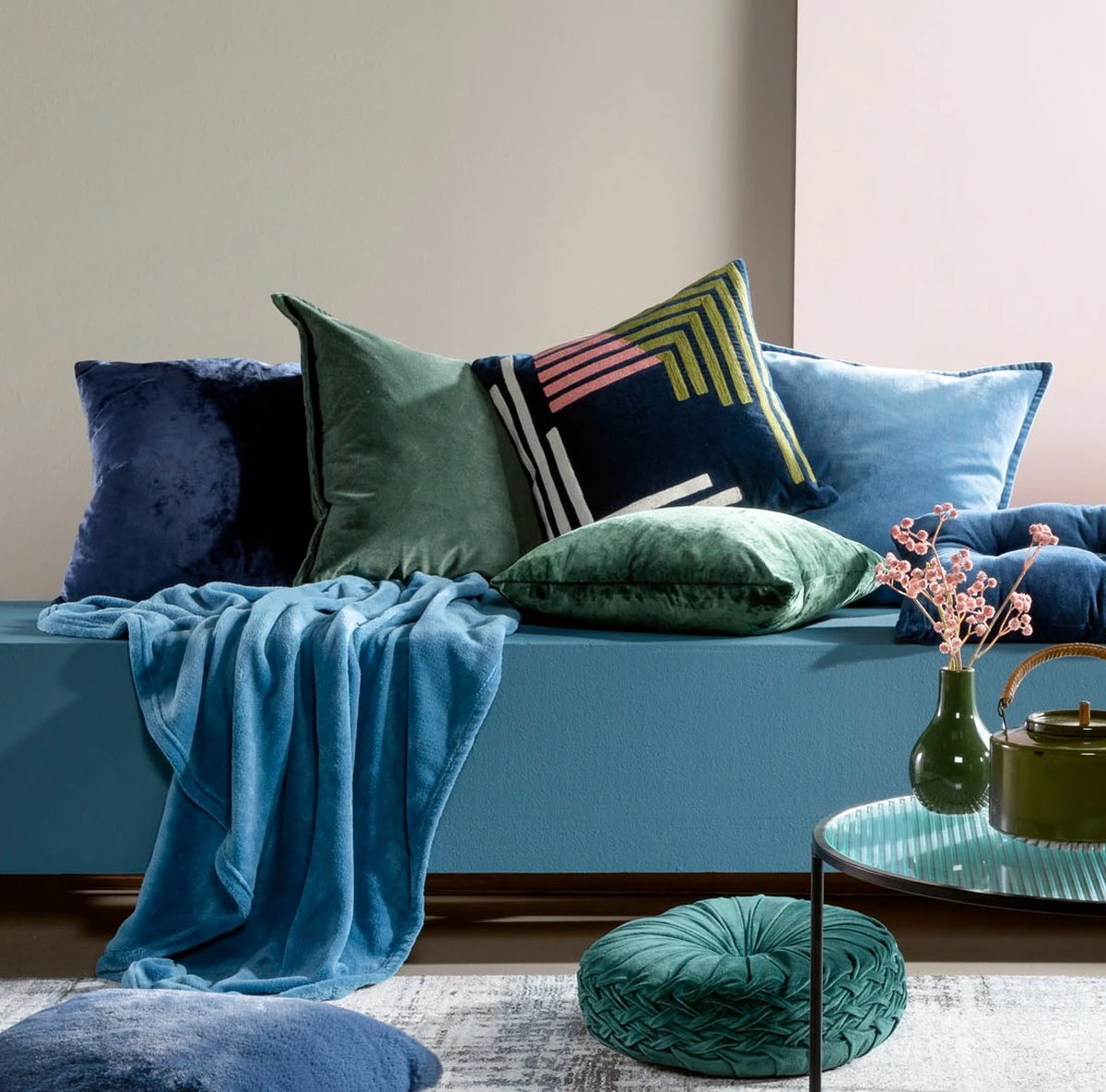 CAITH - Sierkussen Velvet 100% Katoen 50x50 Cm - Mountain View - Donkergroen - Inclusief Binnenvulling 4 CAITH - Sierkussen Velvet 100% Katoen 50x50 Cm - Mountain View - Donkergroen - Inclusief Binnenvulling - Afbeelding 2