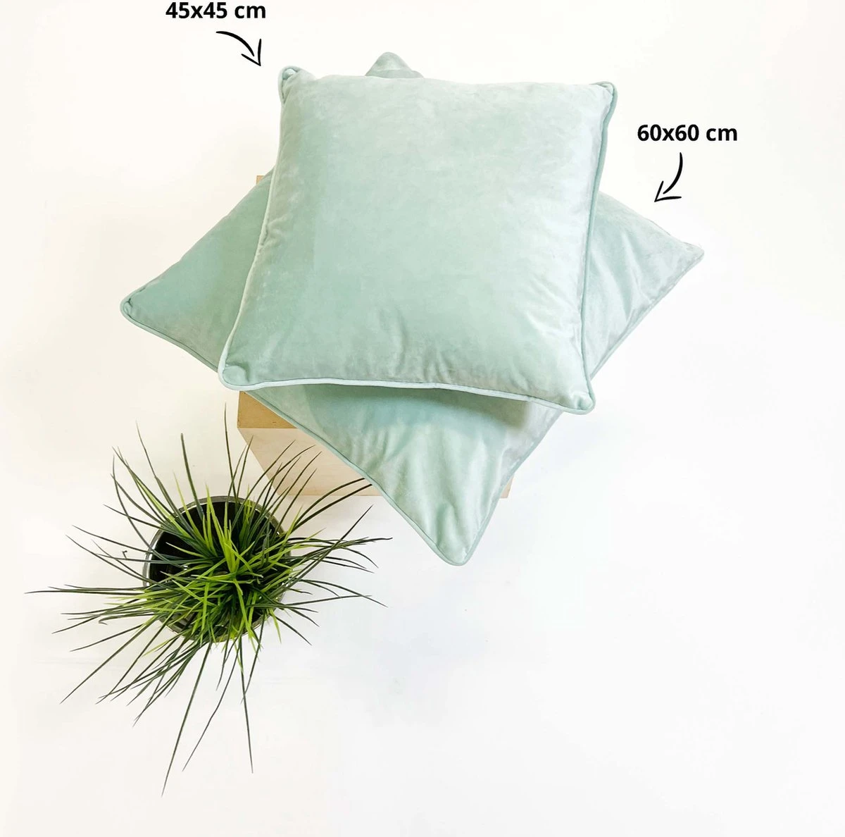 FINN - Kussenhoes Velvet 60x60 Cm - Jadeite - Lichtgroen - Exclusief Binnenkussen 7 FINN - Kussenhoes Velvet 60x60 Cm - Jadeite - Lichtgroen - Exclusief Binnenkussen - Afbeelding 5