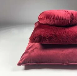 FINN - Sierkussen Velvet 60x60 Cm - Merlot - Rood - Inclusief Binnenvulling -Dutch Decor 1200x1191 19