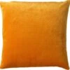 DIAZ - Kussenhoes Velvet Golden Glow 45x45 Cm - Geel - Exclusief Binnenkussen 1 DIAZ - Kussenhoes Velvet Golden Glow 45x45 Cm - Geel - Exclusief Binnenkussen -Dutch Decor 1200x1193 10