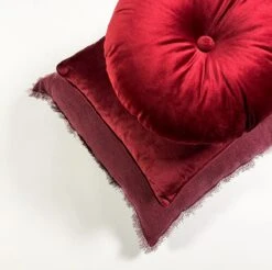 BURTO - Kussenhoes Van Gewassen Katoen Merlot 60x60 Cm - Rood - Exclusief Binnenkussen 13 BURTO - Kussenhoes Van Gewassen Katoen Merlot 60x60 Cm - Rood - Exclusief Binnenkussen -Dutch Decor 1200x1193 13