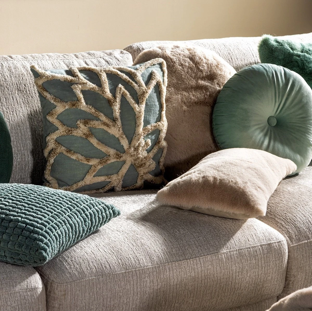 Set Van 4 Sierkussens - Groen - Beige - LIVIA - LIVIA - ZAYA - ROME - Inclusief Vulling - Luxe En Zachte Stoffen 5 Set Van 4 Sierkussens - Groen - Beige - LIVIA - LIVIA - ZAYA - ROME - Inclusief Vulling - Luxe En Zachte Stoffen - Afbeelding 3