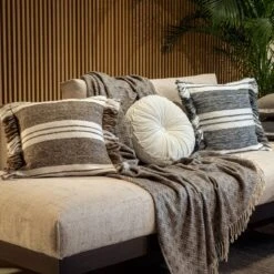 Dutch Decor - ELODIE - Plaid 140x180 Cm - Charcoal Gray - Taupe / Grijs / Beige - Geometrisch Patroon - Franjes - Deken 13 Dutch Decor - ELODIE - Plaid 140x180 Cm - Charcoal Gray - Taupe / Grijs / Beige - Geometrisch Patroon - Franjes - Deken -Dutch Decor 1200x1199 3