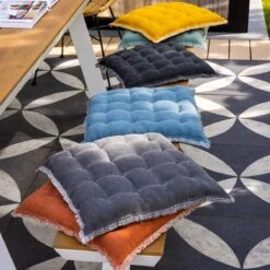 Dutch Decor - BURTO - Stoelkussen Van Gewassen Katoen Provincial Blue 40x40 Cm - Blauw - Zitkussen 11 Dutch Decor - BURTO - Stoelkussen Van Gewassen Katoen Provincial Blue 40x40 Cm - Blauw - Zitkussen -Dutch Decor 1200x1199 30