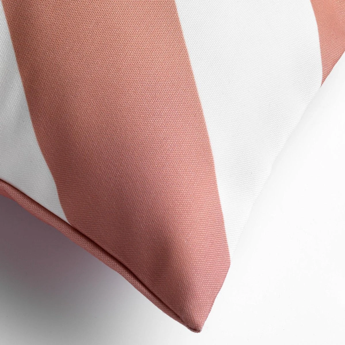 Dutch Decor - SANZENO - Outdoor Sierkussen 40x60 Cm - Waterafstotend En Uv-bestendig - Gestreept - Muted Clay - Wit En Roze - Buitenkussen - Tuinkussen - Loungekussen- Voor Buiten 5 Dutch Decor - SANZENO - Outdoor Sierkussen 40x60 Cm - Waterafstotend En Uv-bestendig - Gestreept - Muted Clay - Wit En Roze - Buitenkussen - Tuinkussen - Loungekussen- Voor Buiten - Afbeelding 3