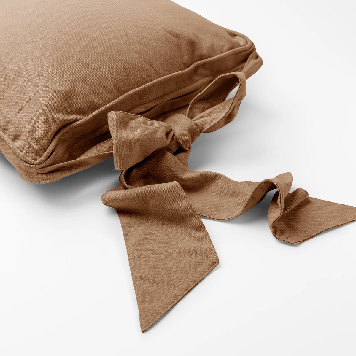 Dutch Decor - JAVAAN - Stoelkussen Met Lint Tobacco Brown 45x45 Cm - Bruin - Zitkussen 4 Dutch Decor - JAVAAN - Stoelkussen Met Lint Tobacco Brown 45x45 Cm - Bruin - Zitkussen - Afbeelding 2