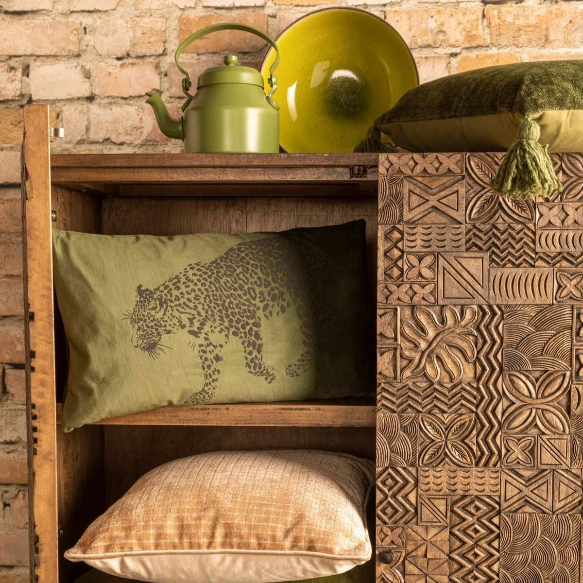 SULA - Sierkussen Met Dierenprint 30x50 Cm Chive - Groen - Inclusief Binnenvulling 6 SULA - Sierkussen Met Dierenprint 30x50 Cm Chive - Groen - Inclusief Binnenvulling - Afbeelding 4