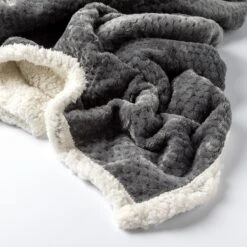 Dutch Decor - CODY - Plaid Charcoal Gray 150x200 Cm - Antraciet - Teddy - Deken -Dutch Decor 1200x1200 350