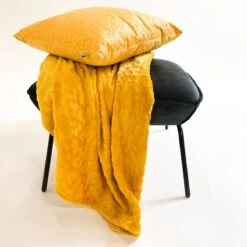 Dutch Decor - CHESTER - Plaid Van Fleece 150x200 Cm Golden Glow - Geel - Deken 13 Dutch Decor - CHESTER - Plaid Van Fleece 150x200 Cm Golden Glow - Geel - Deken -Dutch Decor 1200x1200 363