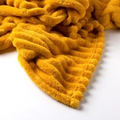 Dutch Decor - RICKY - Plaid 150x200 Cm Golden Glow- Geel - Deken -Dutch Decor 1200x1200 388