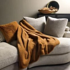 Dutch Decor - ZINZI - Plaid Unikleur 140x180 Cm Tobacco Brown - Bruin - Deken 7 Dutch Decor - ZINZI - Plaid Unikleur 140x180 Cm Tobacco Brown - Bruin - Deken -Dutch Decor 1200x1200 420