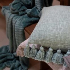 Dutch Decor RUBY - Sierkussen Katoen 45x45 Cm - Jadeite - Lichtgroen - Kussentje Met Flosjes - Inclusief Binnenkussen 7 Dutch Decor RUBY - Sierkussen Katoen 45x45 Cm - Jadeite - Lichtgroen - Kussentje Met Flosjes - Inclusief Binnenkussen -Dutch Decor 1200x1200 498