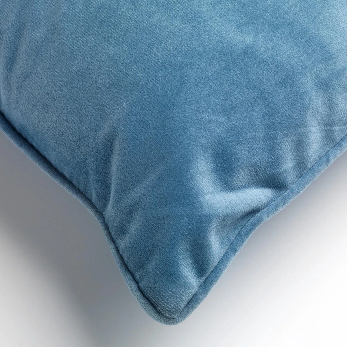 FINN - Kussenhoes Velvet 30x50 Cm - Provincial Blue - Blauw - Exclusief Binnenkussen 4 FINN - Kussenhoes Velvet 30x50 Cm - Provincial Blue - Blauw - Exclusief Binnenkussen - Afbeelding 2