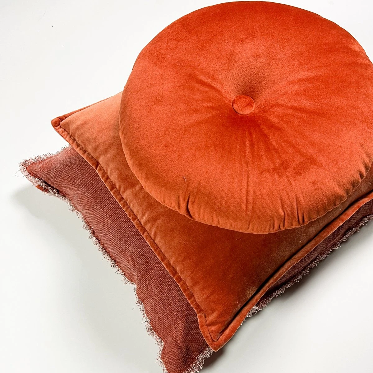 BURTO - Kussenhoes Van Gewassen Katoen Potters Clay 60x60 Cm - Oranje - Exclusief Binnenkussen 4 BURTO - Kussenhoes Van Gewassen Katoen Potters Clay 60x60 Cm - Oranje - Exclusief Binnenkussen - Afbeelding 2