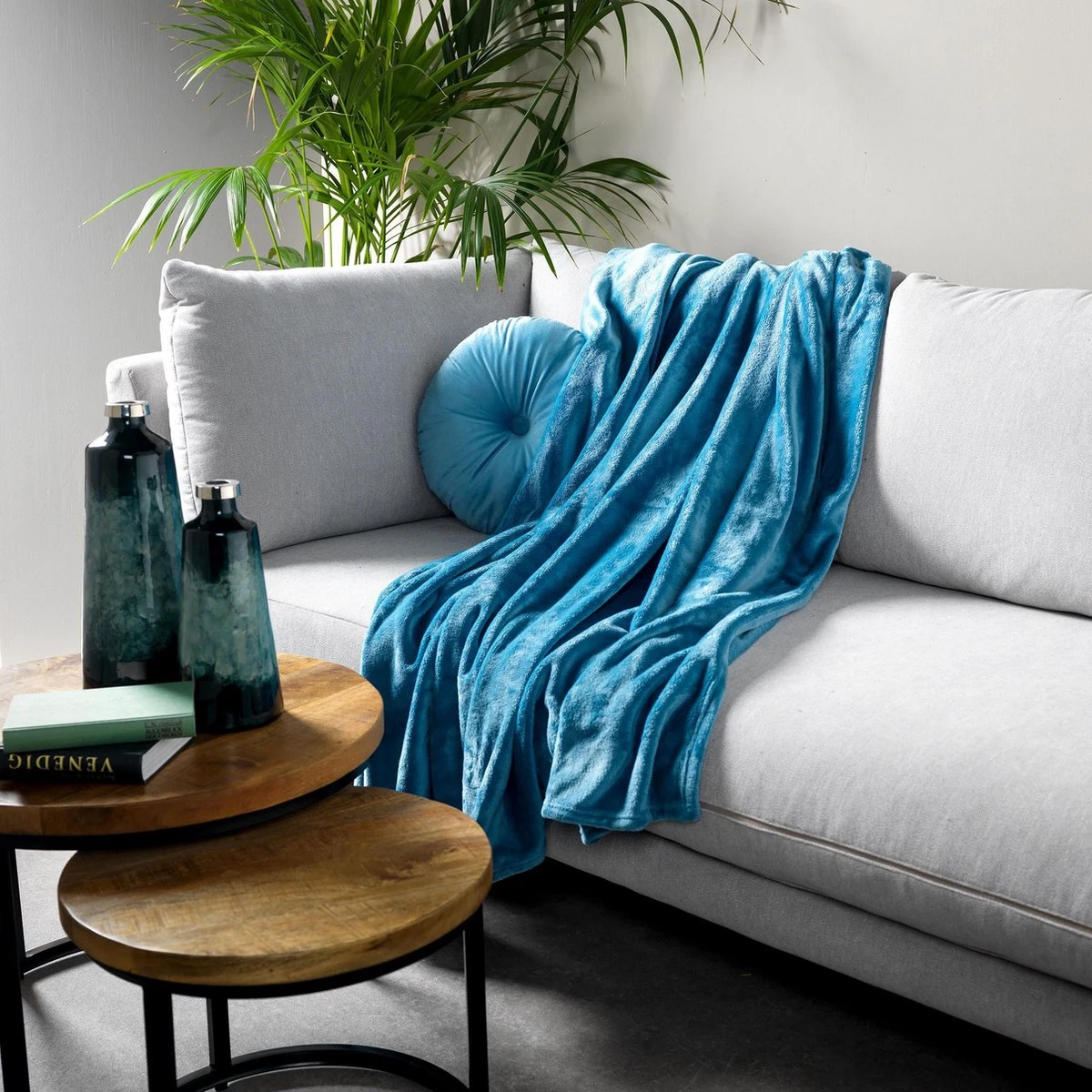 Dutch Decor - HARVEY - Plaid Fleece 150x200 Cm - Provincial Blue - Blauw - Superzacht - Deken 6 Dutch Decor - HARVEY - Plaid Fleece 150x200 Cm - Provincial Blue - Blauw - Superzacht - Deken - Afbeelding 4