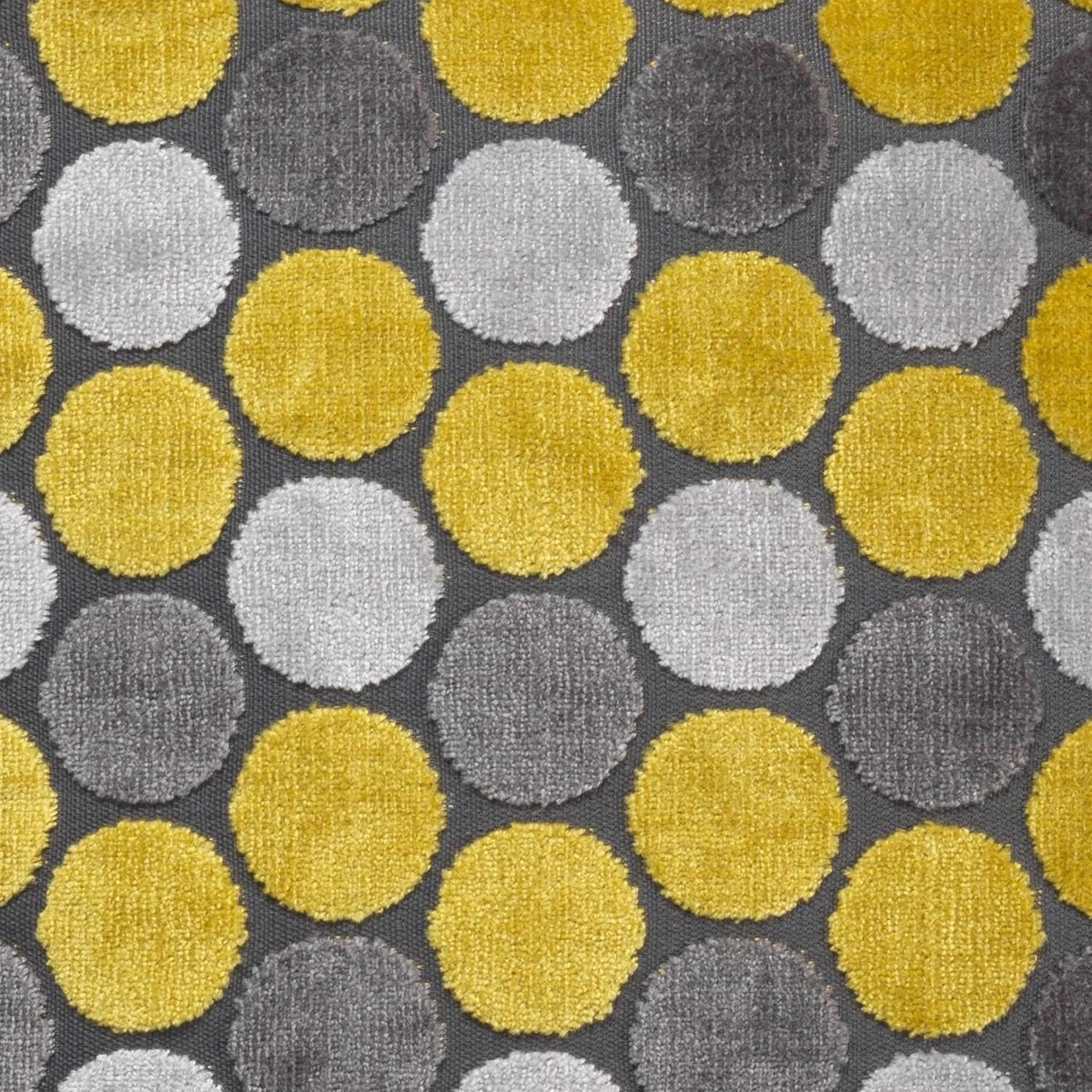 SEPPE - Sierkussen Velvet 45x45 Cm - Geel - Lemon - Antraciet - Grijs - Bolletjes - Inclusief Binnenkussen 6 SEPPE - Sierkussen Velvet 45x45 Cm - Geel - Lemon - Antraciet - Grijs - Bolletjes - Inclusief Binnenkussen - Afbeelding 4