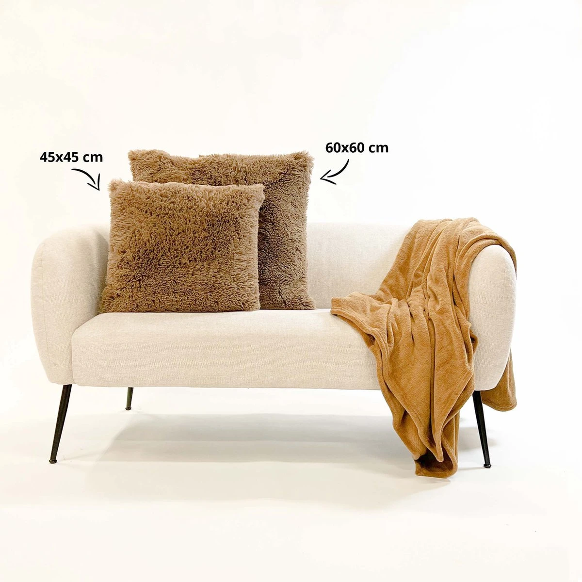 Set Van 2- Dutch Decor FLUFFY - Kussenhoezen Unikleur Tobacco Brown 45x45 Cm - Bruin 5 Set Van 2- Dutch Decor FLUFFY - Kussenhoezen Unikleur Tobacco Brown 45x45 Cm - Bruin - Afbeelding 3