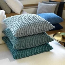 ROME - Kussenhoes Uni 45x45 Cm - Galapagos Green - Groen - Exclusief Binnenkussen 7 ROME - Kussenhoes Uni 45x45 Cm - Galapagos Green - Groen - Exclusief Binnenkussen -Dutch Decor 1200x1200 768