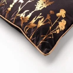 DALI - Sierkussen Met Bloemenpatroon 30x50 Cm Raven - Zwart - Inclusief Binnenvulling 9 DALI - Sierkussen Met Bloemenpatroon 30x50 Cm Raven - Zwart - Inclusief Binnenvulling -Dutch Decor 1200x1200 887