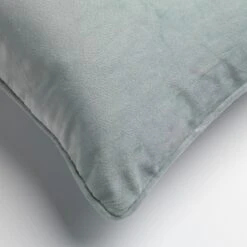 FINN - Sierkussen Velvet Jadeite 40x60 Cm - Groen - Inclusief Binnenvulling 9 FINN - Sierkussen Velvet Jadeite 40x60 Cm - Groen - Inclusief Binnenvulling -Dutch Decor 1200x1200 893