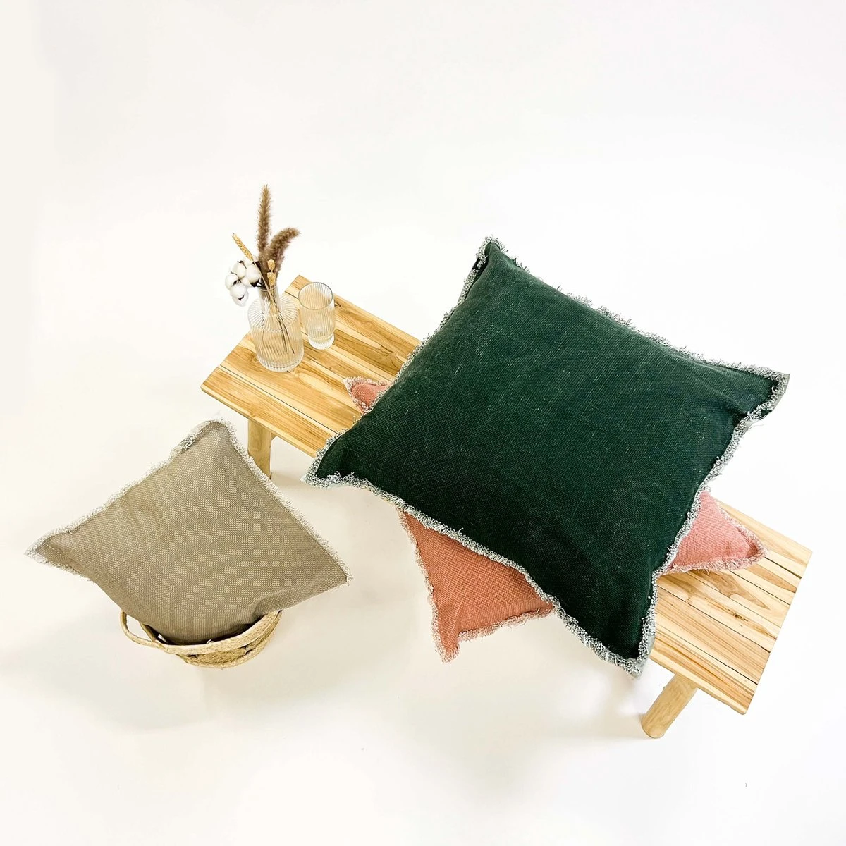 BURTO - Sierkussen Van Gewassen Katoen Muted Clay 60x60 Cm - Roze - Inclusief Binnenvulling 12 BURTO - Sierkussen Van Gewassen Katoen Muted Clay 60x60 Cm - Roze - Inclusief Binnenvulling - Afbeelding 10