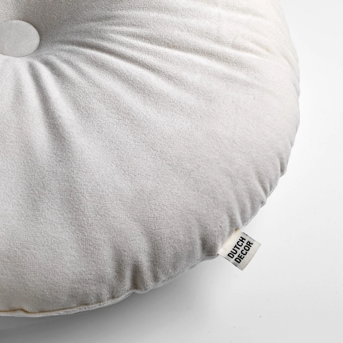 Dutch Decor - OLLY - Sierkussen Rond Velvet 40 Cm - Snow White - Wit 8 Dutch Decor - OLLY - Sierkussen Rond Velvet 40 Cm - Snow White - Wit - Afbeelding 6