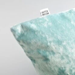 SKY - Sierkussen Velvet 45x45 Cm - Jadeite - Lichtgroen - Inclusief Binnenvulling -Dutch Decor 1200x1200 977