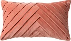 FEMM - Sierkussen Velvet 30x50 Cm - Muted Clay - Roze - Inclusief Binnenvulling