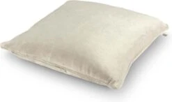 VELVET - Kussenhoes 45x45 Cm - Zand - Beige - Effen - Exclusief Binnenkussen 17 VELVET - Kussenhoes 45x45 Cm - Zand - Beige - Effen - Exclusief Binnenkussen -Dutch Decor 1200x707 1