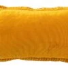 REBEL - Kussenhoes Velvet 30x50 Cm Golden Glow - Geel - Exclusief Binnenkussen 2 REBEL - Kussenhoes Velvet 30x50 Cm Golden Glow - Geel - Exclusief Binnenkussen -Dutch Decor 1200x724 1