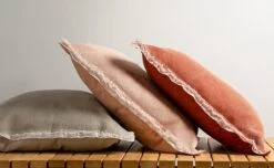 BURTO - Sierkussen Van Gewassen Katoen Pumice Stone 45x45 Cm - Beige - Inclusief Binnenvulling 23 BURTO - Sierkussen Van Gewassen Katoen Pumice Stone 45x45 Cm - Beige - Inclusief Binnenvulling -Dutch Decor 1200x738 5