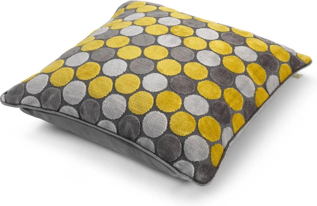 SEPPE - Sierkussen Velvet 45x45 Cm - Geel - Lemon - Antraciet - Grijs - Bolletjes - Inclusief Binnenkussen 5 SEPPE - Sierkussen Velvet 45x45 Cm - Geel - Lemon - Antraciet - Grijs - Bolletjes - Inclusief Binnenkussen - Afbeelding 3