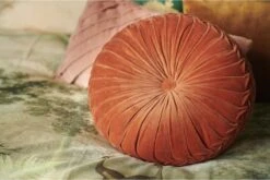 Dutch Decor - KAJA - Sierkussen Rond Velvet 40 Cm - Potters Clay - Oranje -Dutch Decor 1200x801 2