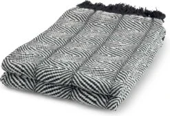 Dutch Decor - SABINE - Plaid Zwart 130x180 Cm - Deken