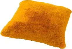 ZAYA - Kussenhoes Unikleur 60x60 Cm - Golden Glow - Geel - Superzacht - Exclusief Binnenkussen 7 ZAYA - Kussenhoes Unikleur 60x60 Cm - Golden Glow - Geel - Superzacht - Exclusief Binnenkussen -Dutch Decor 1200x832 1