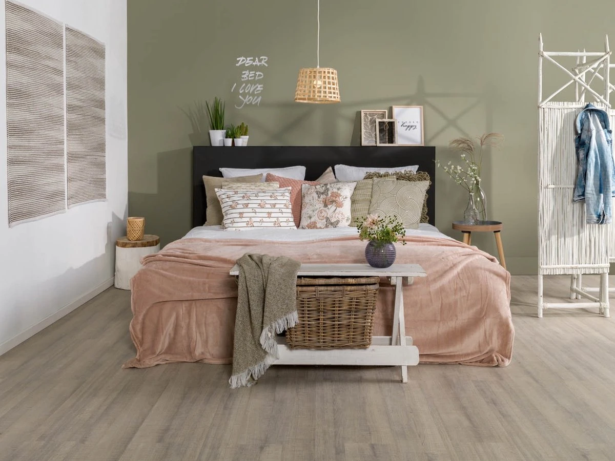 BENNY - Kussenhoes Met Bloemenprint Linde 45x45 Cm - Groen - Exclusief Binnenkussen 6 BENNY - Kussenhoes Met Bloemenprint Linde 45x45 Cm - Groen - Exclusief Binnenkussen - Afbeelding 4