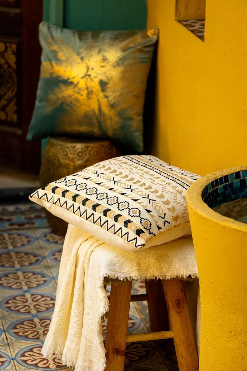 Dutch Decor - BELLE - Plaid Van Katoen 130x180 Cm Snow White - Wit - Deken 7 Dutch Decor - BELLE - Plaid Van Katoen 130x180 Cm Snow White - Wit - Deken - Afbeelding 5