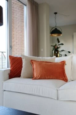 REBEL - Kussenhoes Velvet 30x50 Cm Potters Clay - Oranje - Exclusief Binnenkussen -Dutch Decor 800x1200 60