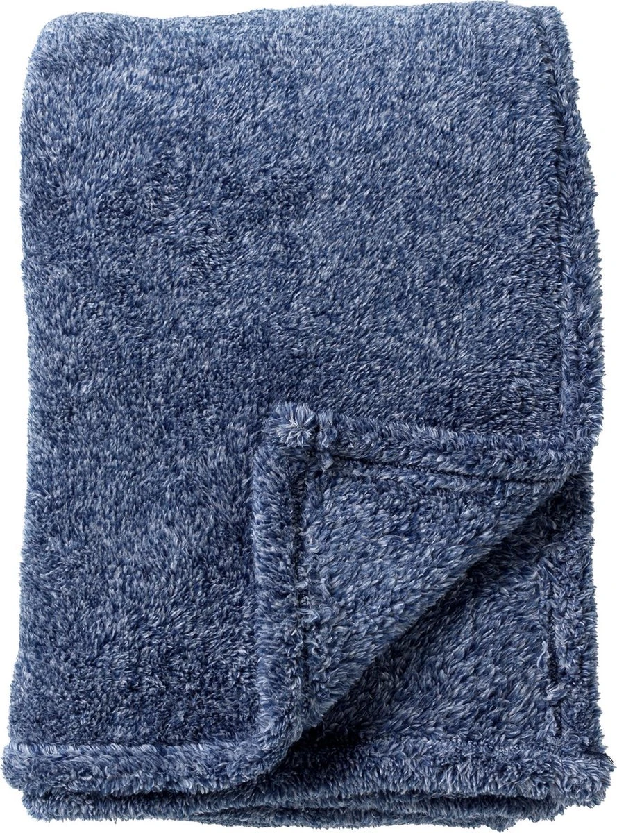 Dutch Decor - OSCAR - Plaid Insignia Blue 140x180 Cm - Blauw - Deken 4 Dutch Decor - OSCAR - Plaid Insignia Blue 140x180 Cm - Blauw - Deken - Afbeelding 2