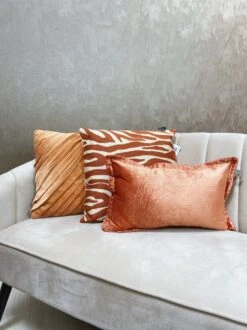 REBEL - Kussenhoes Velvet 30x50 Cm Potters Clay - Oranje - Exclusief Binnenkussen -Dutch Decor 899x1200 13