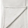 Dutch Decor - BILLY - Plaid Flannel Fleece 150x200 Cm - Snow White - Wit - Superzacht - Deken 2 Dutch Decor - BILLY - Plaid Flannel Fleece 150x200 Cm - Snow White - Wit - Superzacht - Deken -Dutch Decor 947x1200