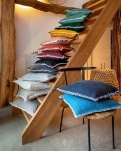 BURTO - Sierkussen Van Gewassen Katoen Mountain View 45x45 Cm - Groen - Inclusief Binnenvulling 13 BURTO - Sierkussen Van Gewassen Katoen Mountain View 45x45 Cm - Groen - Inclusief Binnenvulling -Dutch Decor 963x1200 1