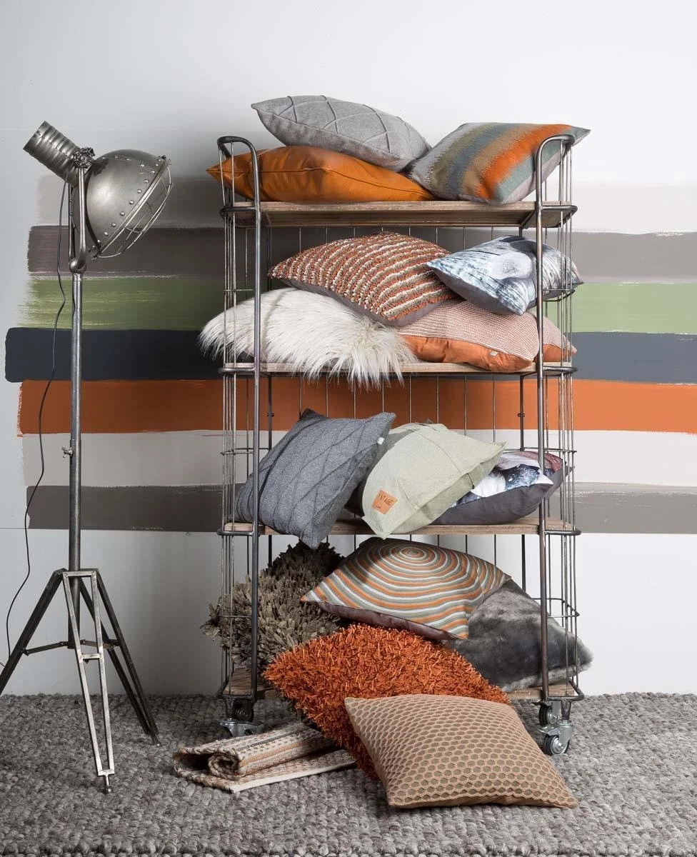 ETERNIT - Sierkussen Geborduurd - 45x45 Cm - Groen - Olijf - Oranje - Taupe - Cirkels - Retro - Inclusief Binnenvulling 8 ETERNIT - Sierkussen Geborduurd - 45x45 Cm - Groen - Olijf - Oranje - Taupe - Cirkels - Retro - Inclusief Binnenvulling - Afbeelding 6