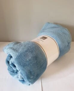 Dutch Decor - BILLY - Plaid Flannel Fleece 150x200 Cm - Provincial Blue - Blauw - Superzacht - Deken -Dutch Decor 986x1200 1